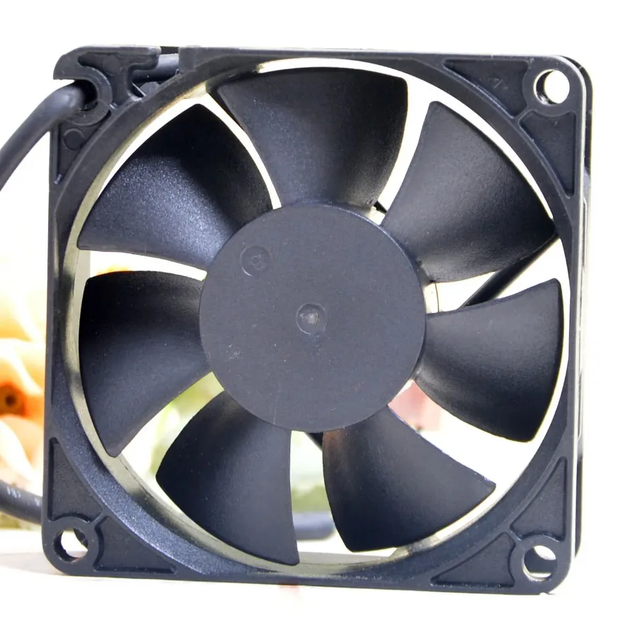 

the new For ADDA AD0712UX-A7BGL 7025 12V 0.30A PWM intelligent temperature control cooling fan