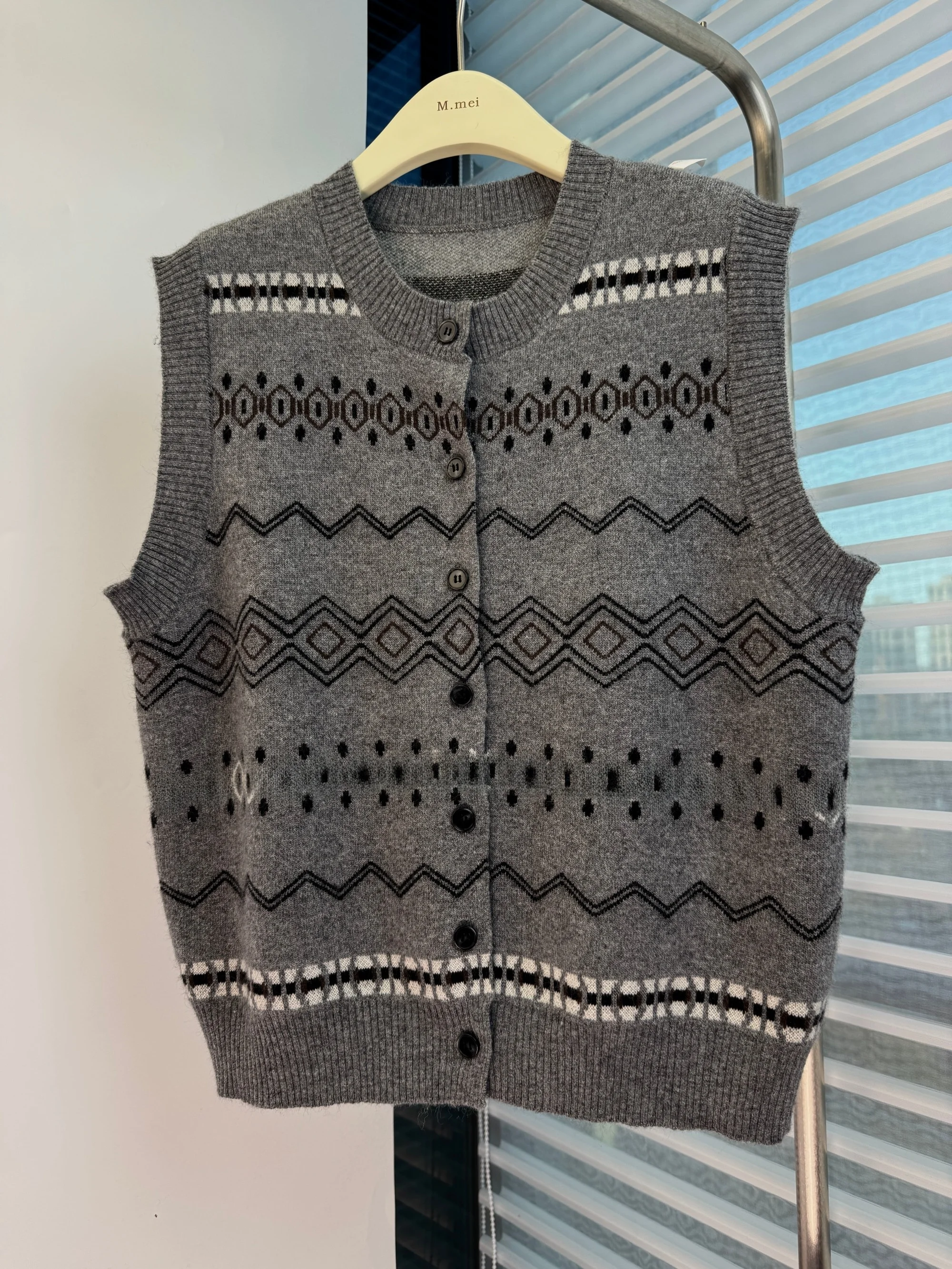 

Женский вязаный жилет в стиле ретро с узором Fair Isle, круглый вырез, открытый кардиган, верхняя одежда, свитер с подплечниками, топ с геометрическим узором