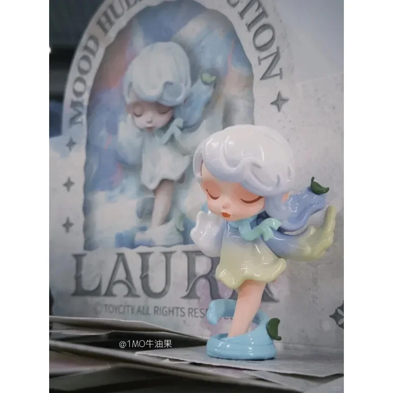 Laura สีอารมณ์กล่องตาบอดของเล่น Kawaii Action Figure อะนิเมะตารางด้านบนตกแต่ง Mystery Surprise ของขวัญ