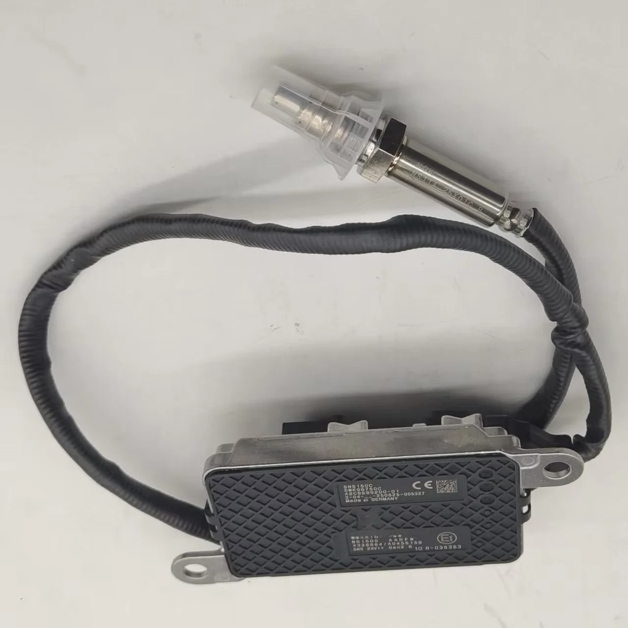 High quality New 24V  5WK9 6750C 5WK96750C 4326864 Nox Nitrogen Oxide Sensor for Cummins ISX