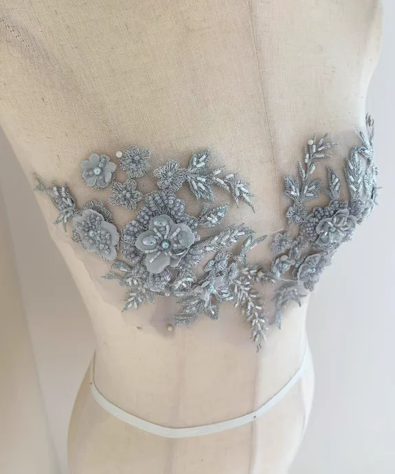 tecido-de-renda-com-apliques-de-contas-cinzas-para-vestidos-de-danca-vestidos-de-noite-acessorios-de-vestuario-feitos-a-mao