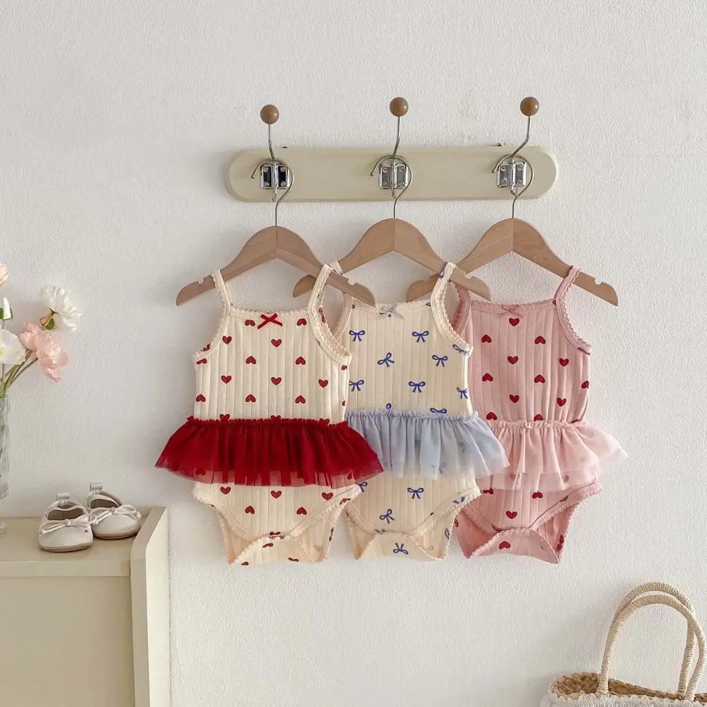 Cute Sweet Summer Baby Girl Onesies Cotton Butterfly and Heart Print Baby Mesh Skirt Bodysuit Simple Comfortable Baby Romper