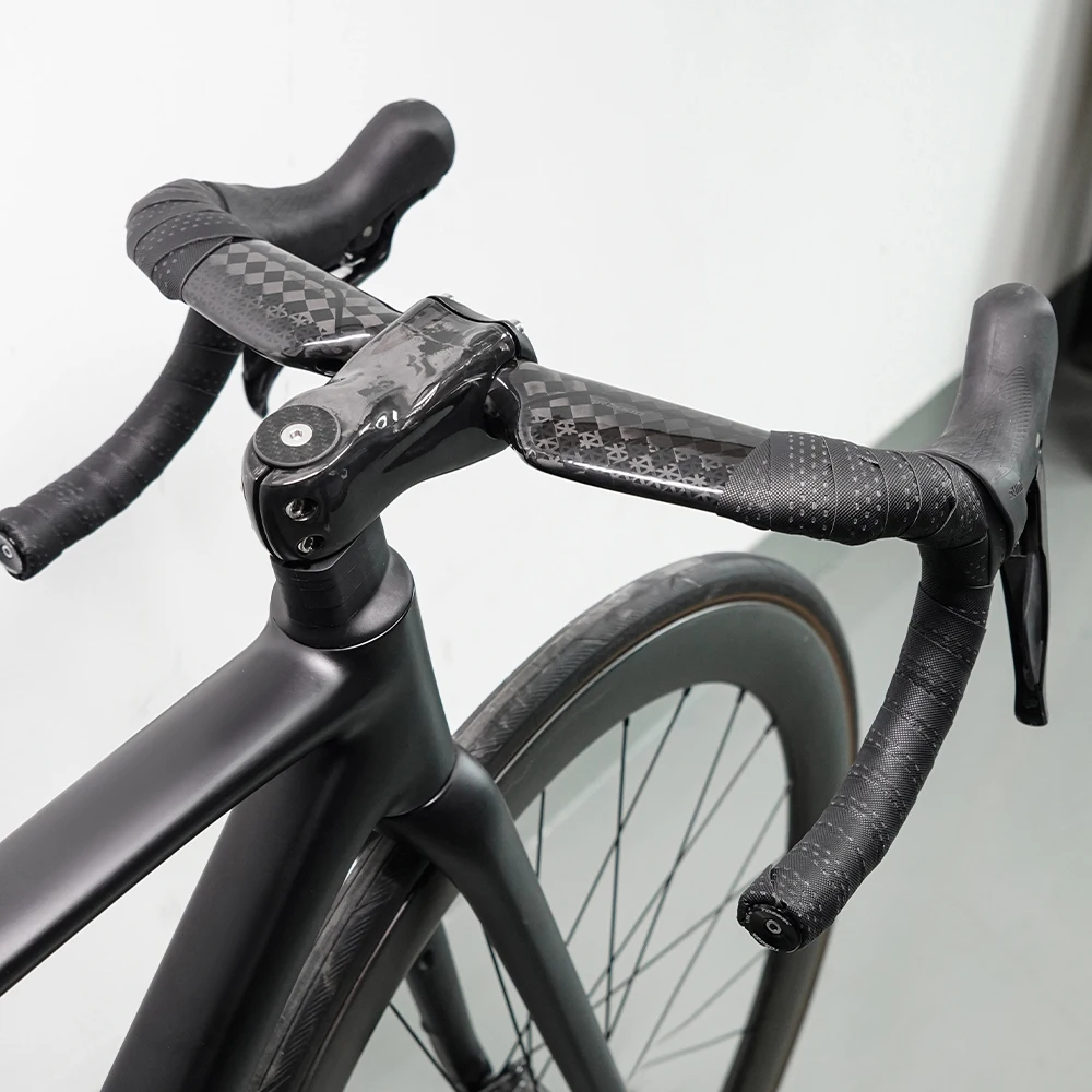 TOSEEK 8K Glänzender Rennrad-Carbonlenker 380/400/420/440mm mit interner Kabelführung, Fahrradlenker, Fahrradzubehör – Detail 11