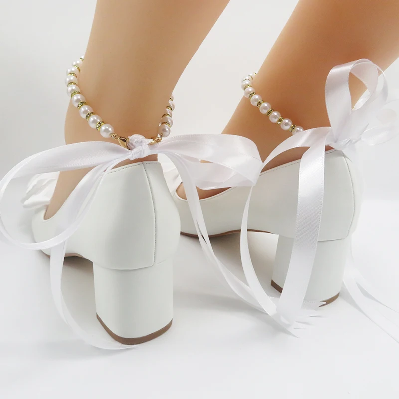 

Новинка 2024, свадебные туфли на заказ, модельные туфли подружки невесты, туфли на среднем каблуке на толстом каблуке, белые кружевные туфли, женские туфли с цветочным узором