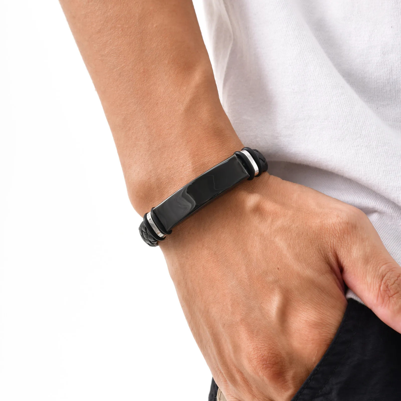 

Vnox Free Custom Engraved Leather Bracelet Stainless Steel Tube Bar Wristband Adjustable 19.5cm 21.5cm Personalized Gift for Men