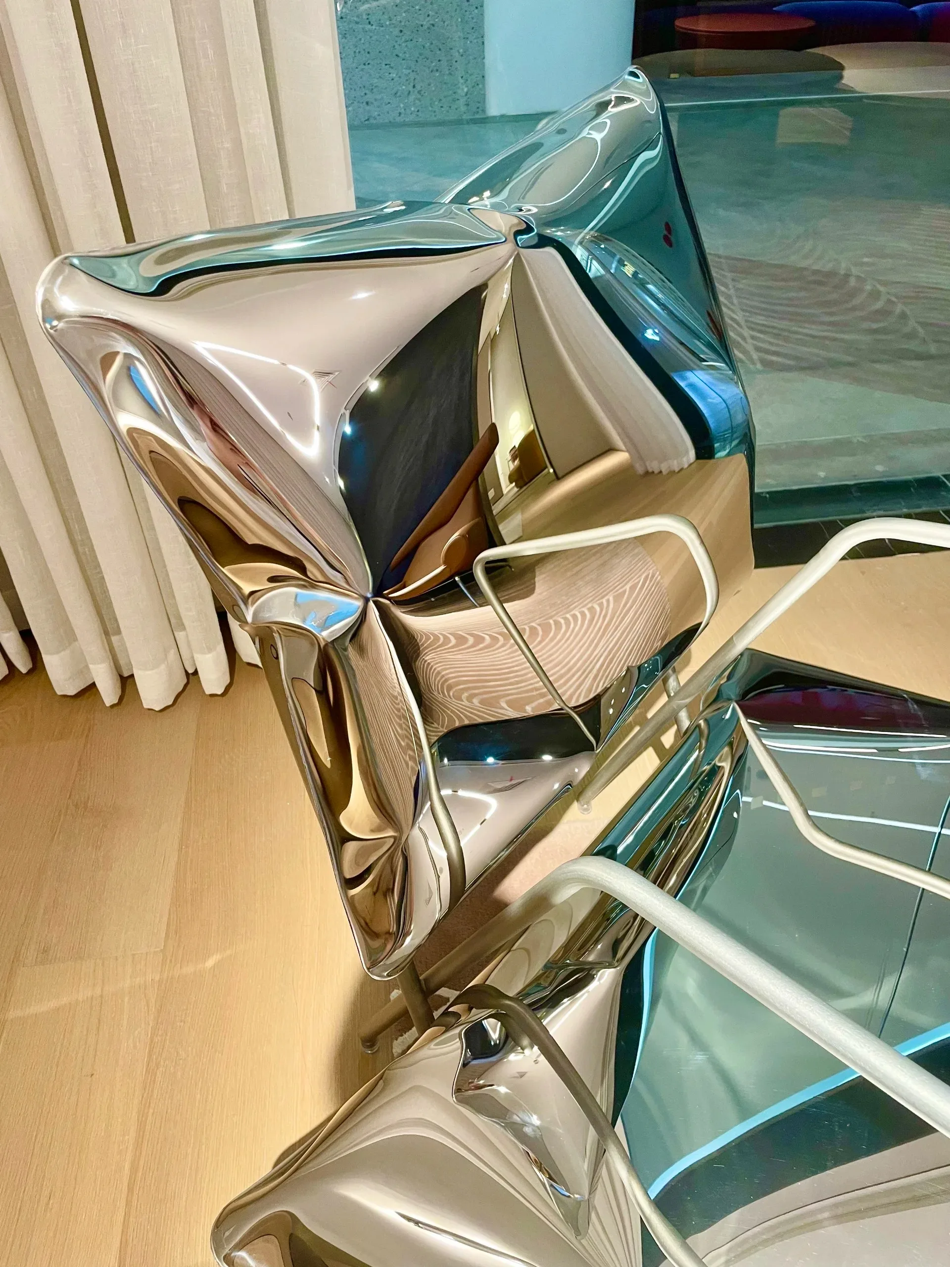 Stainless steel art personality creative living room chair Leisure chair Commercial space display metal armchair