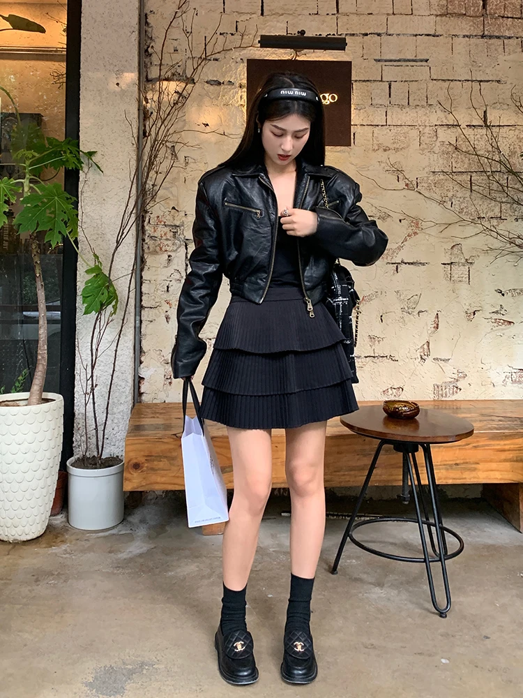 2024年新作 レディース PUレザー ジャケット ブラック バイカー スタイル おしゃれ スリムフィット 花柄プリント コート テファマニ 通勤 スタイル