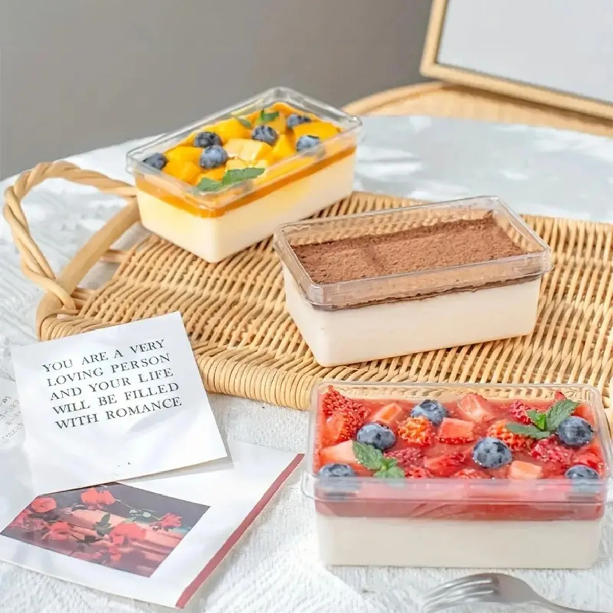 18pcs Transparent rectangular Tiramisu soy milk box Baking packaging Cheese and wine disposable pastry boxbiscuits, salads, food