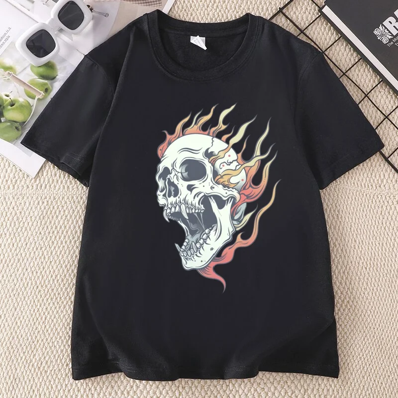 Funny Flame Skull Printed T-shirt Men Women Casual Cotton Short Sleeve T Shirt Loose Comfortable Round Neck Printed Tees