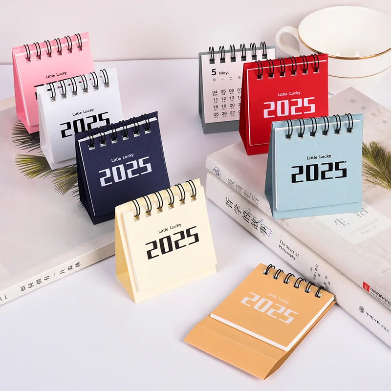 A 2025 simple multi-color small desk calendar plan this desktop gadget