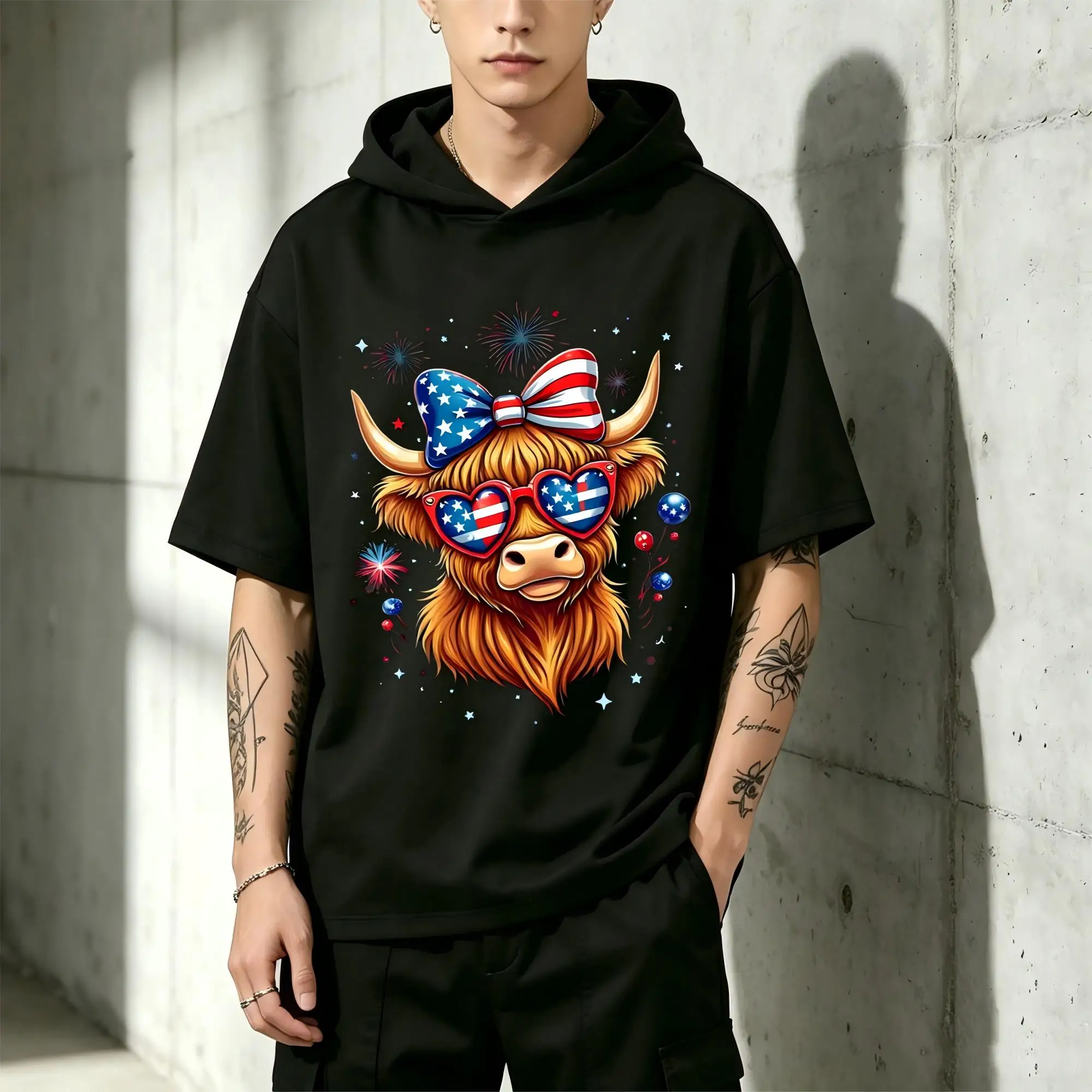 Plus Size Patriotic Highland Cow USA Flag Fashion Glasses 4th of July Short-sleeved hoodie Pure Cotton Breathable Tees for Staying Cool in Spring Summer Suitable for both men and women Everyday Wear And Celebration