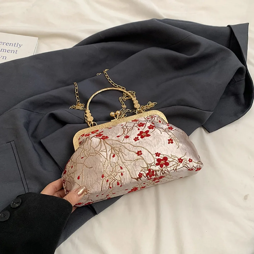 Sluiting Frame Borduren Chinese Stijl Handtas Luxe Portemonnee Hanfu Shell Handtas Grote Capaciteit Polyester