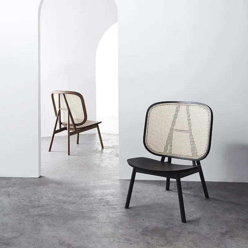 Скандинавский современный простой дом, кресло со спинкой для отдыха, кровать и гостиная для завтрака, диван-кресло