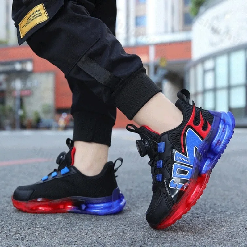 

Children's Fashion Trend Casual Sports Shoes 2025 Spring Breathable Comfortable Thick Soled Shoes Boys' Low Top Chunky sneakers