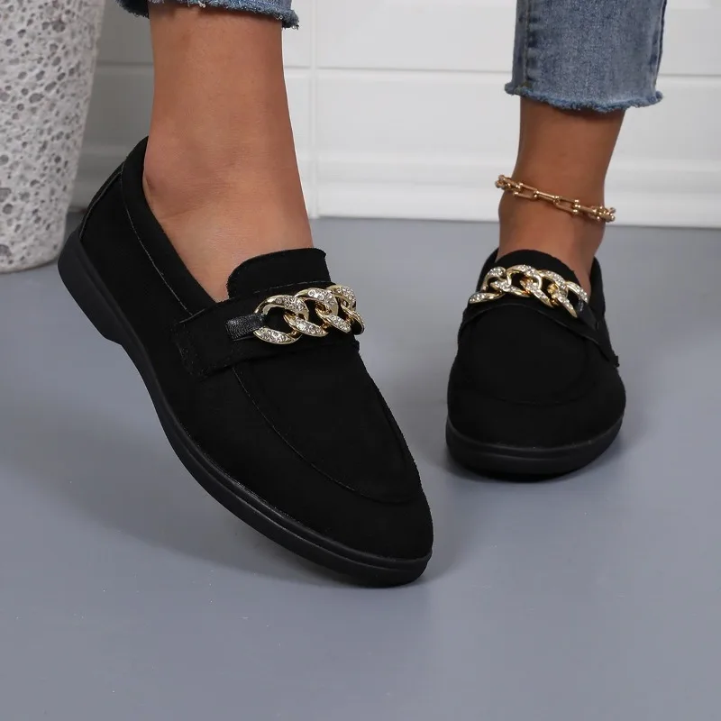 المرأة حذاء مسطح ربيع جديد جولة رئيس عميق الفم الجلد المدبوغ سلسلة معدنية لينة وحيد المضادة للانزلاق مقاومة للاهتراء حذا فردي للسيدات