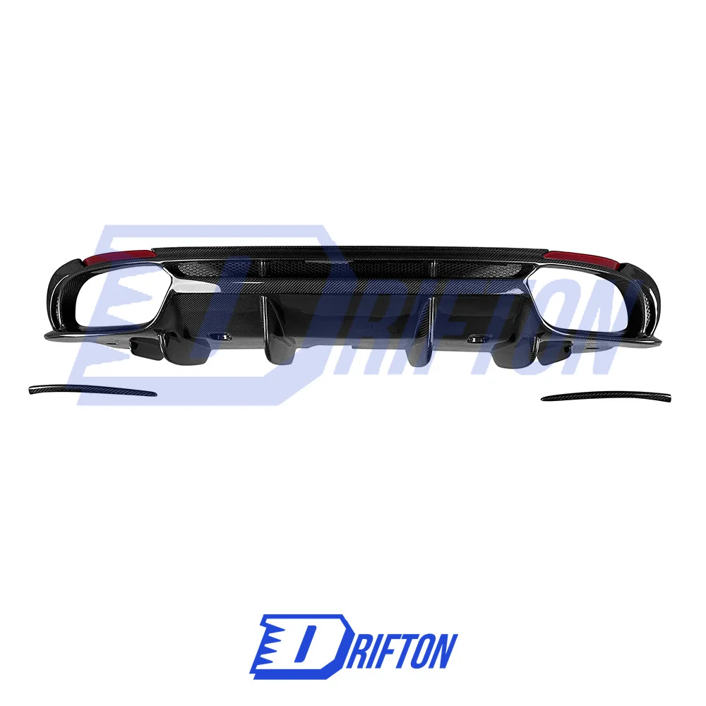 

Quad Style Carbon Fiber Rear Diffuser For Alfa Romeo Giulia Body Kit Quadrifoglio BODYKIT 2016 2017 2018 2019 2020 2021 2022