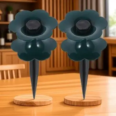 

2pcs Garden Hose Guide Spike Water Hoses Guide Holder For Lawn Garden Irrigation Plastic Lawn Hose Guides Gardening Supplies