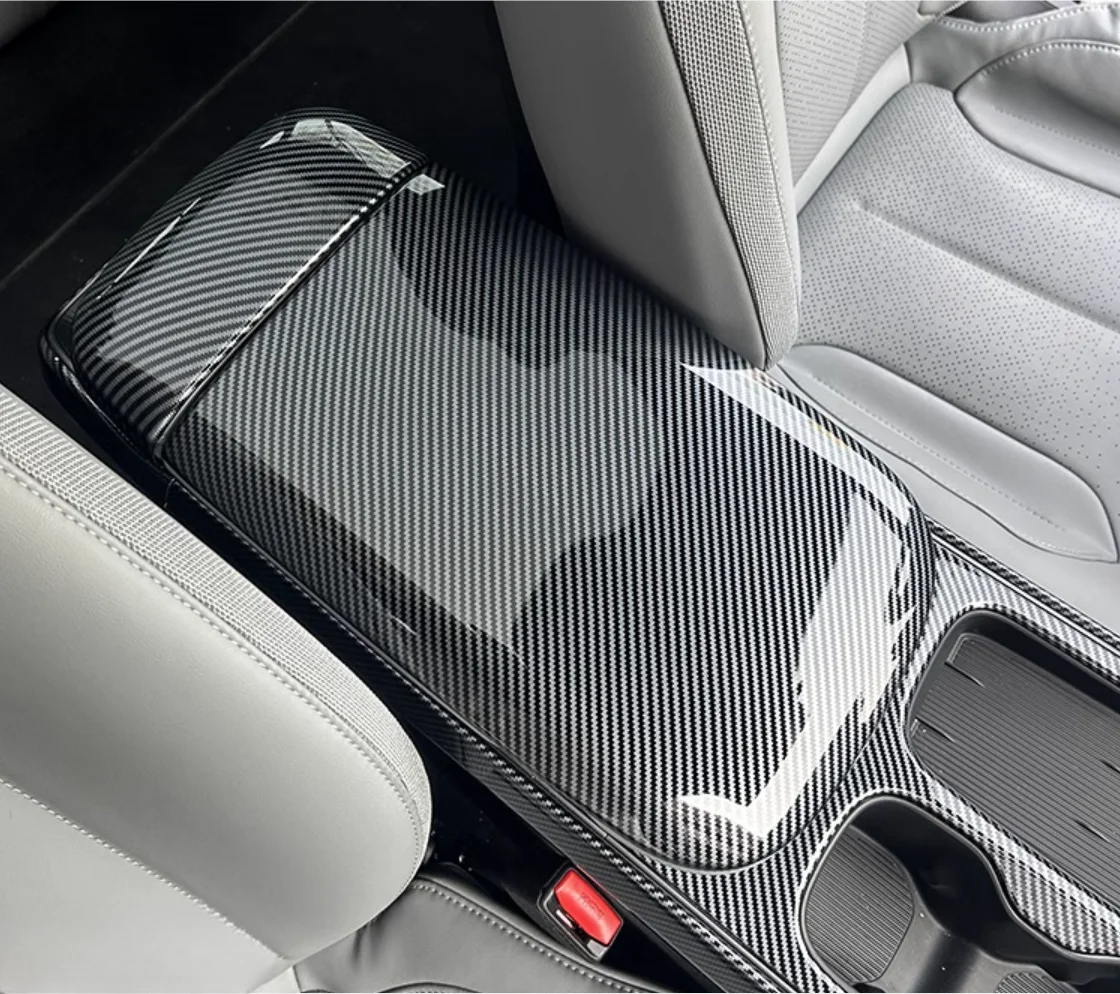 Suitable for NIO ET5 2022 armrest box cover ABS decoration Auto Parts White peach wood carbon fibre 2 piece set