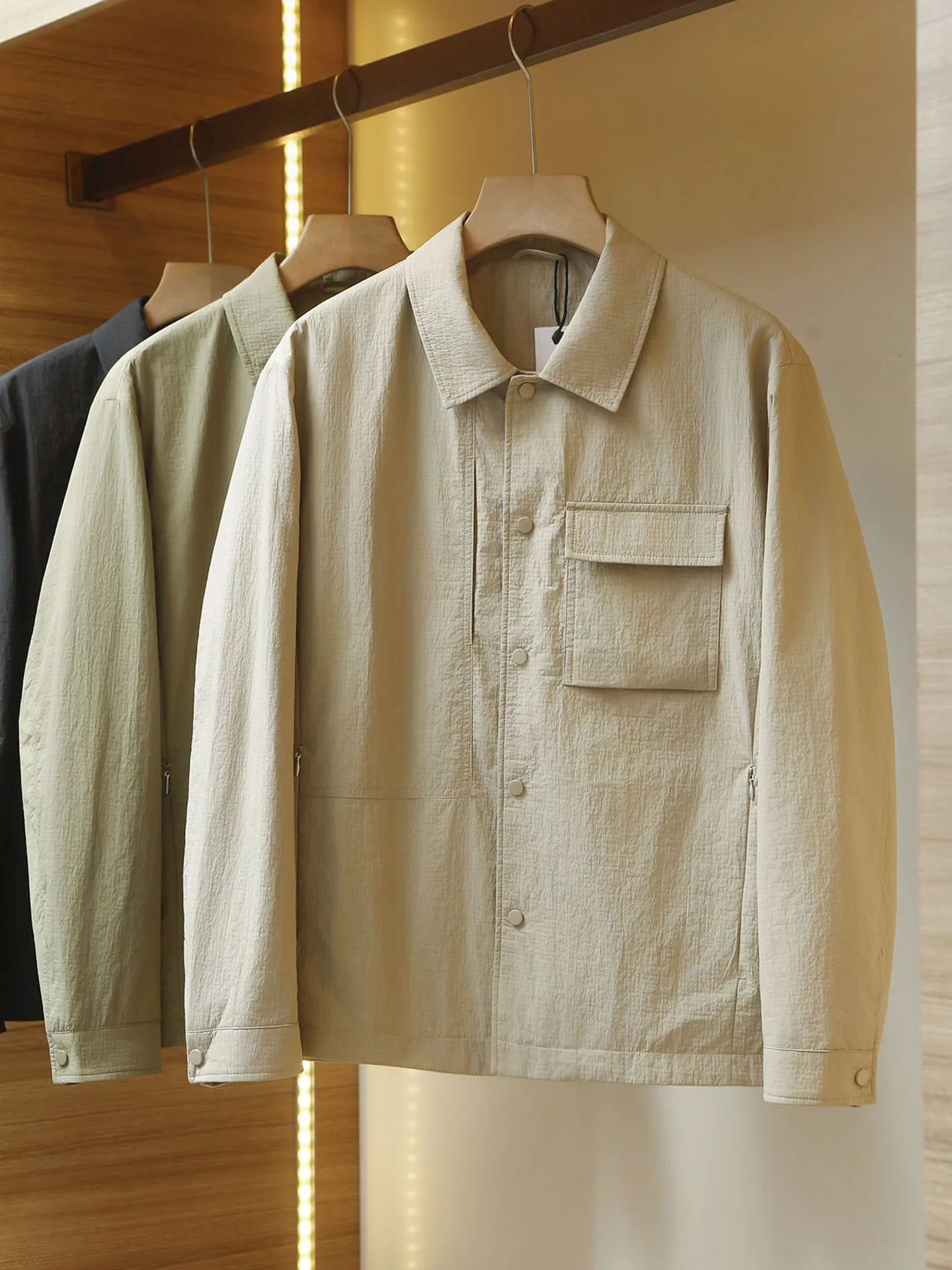 

Мягкая, удобная, тонкая мужская куртка в американском стиле, повседневная, весенне-осенняя, рабочая одежда, деловое пальто, легкая мужская верхняя одежда