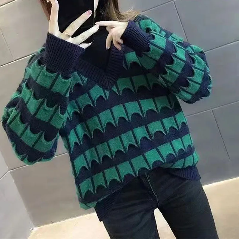 Autumn Fashion Korean Edition Spliced Half High Neck Thickened Loose Versatile Western Style Slim Women\'s Long Sleeve Sweater