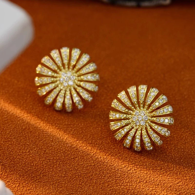 Huitan Graceful Gold Color Flower Earrings Lady Shiny Zirconia Jewelry for Engagement Aesthetic Ear Stud Accessories for Wedding