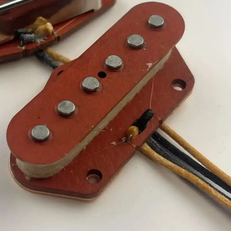 مجموعة لاقط جيتار TELE باللون الأحمر العتيق - رقبة ألنيكو 5 جرح يدويًا وجسر، غطاء كروم، ترقية سلك القماش #5