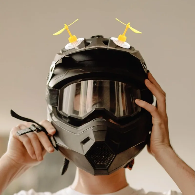 

Lovely Helmet Decor Suction Helmet Propeller Mini Windmill Decor Cosply Flying Dragonfly Toy Helmet Decorations Diy Helmet Decor