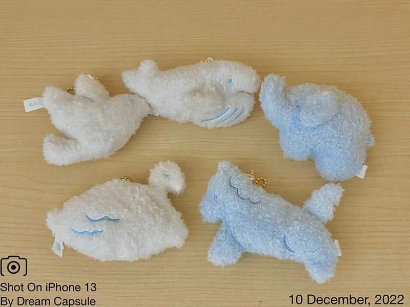 Japanese Genuine Gacha Scale Model Cloud animal plush pendant Pigeon blue whale elephant modeling pendant Action Figure Toy