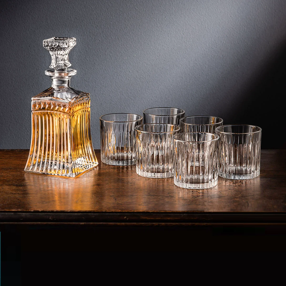 Ensemble de verres à vin en cristal créatifs et modernes, carafe à whisky de luxe, distributeur de 6 verres à shot, verre à cocktail, carafe à brandy, cadeau