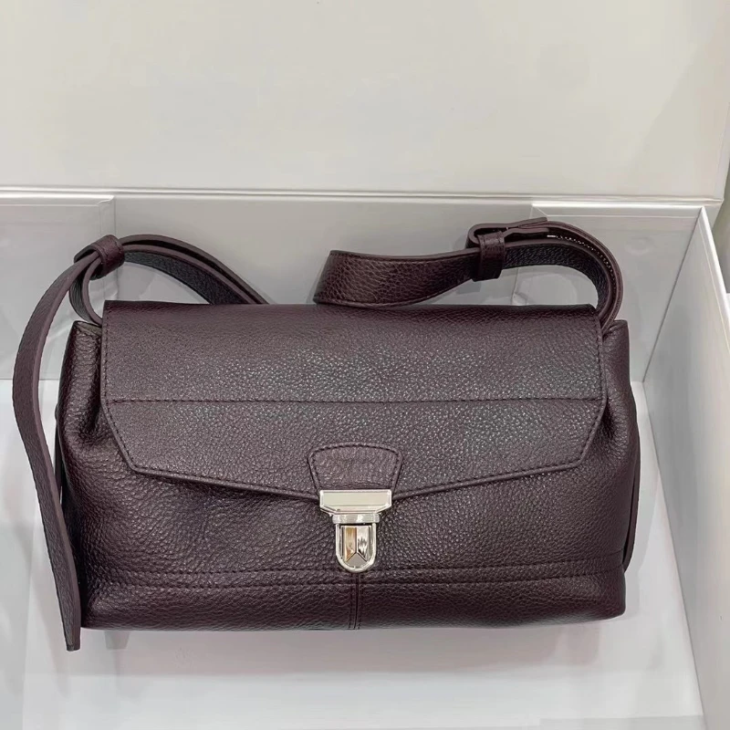 

Crossbody Bag Vegetable-Tanned Cowhide Motorcycle Bag Vintage Shoulder and Underarm Bag Stylish Luxury Designer Messenger Bag