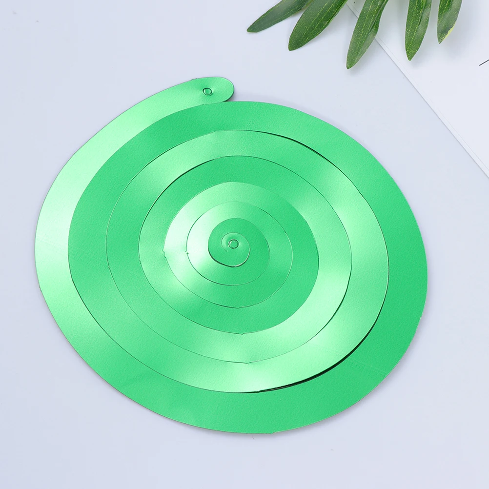 

12 Pcs Clover PVC Dangling Swirls Shamrock Banners Patrick Decorations for Party Garden Celebrations