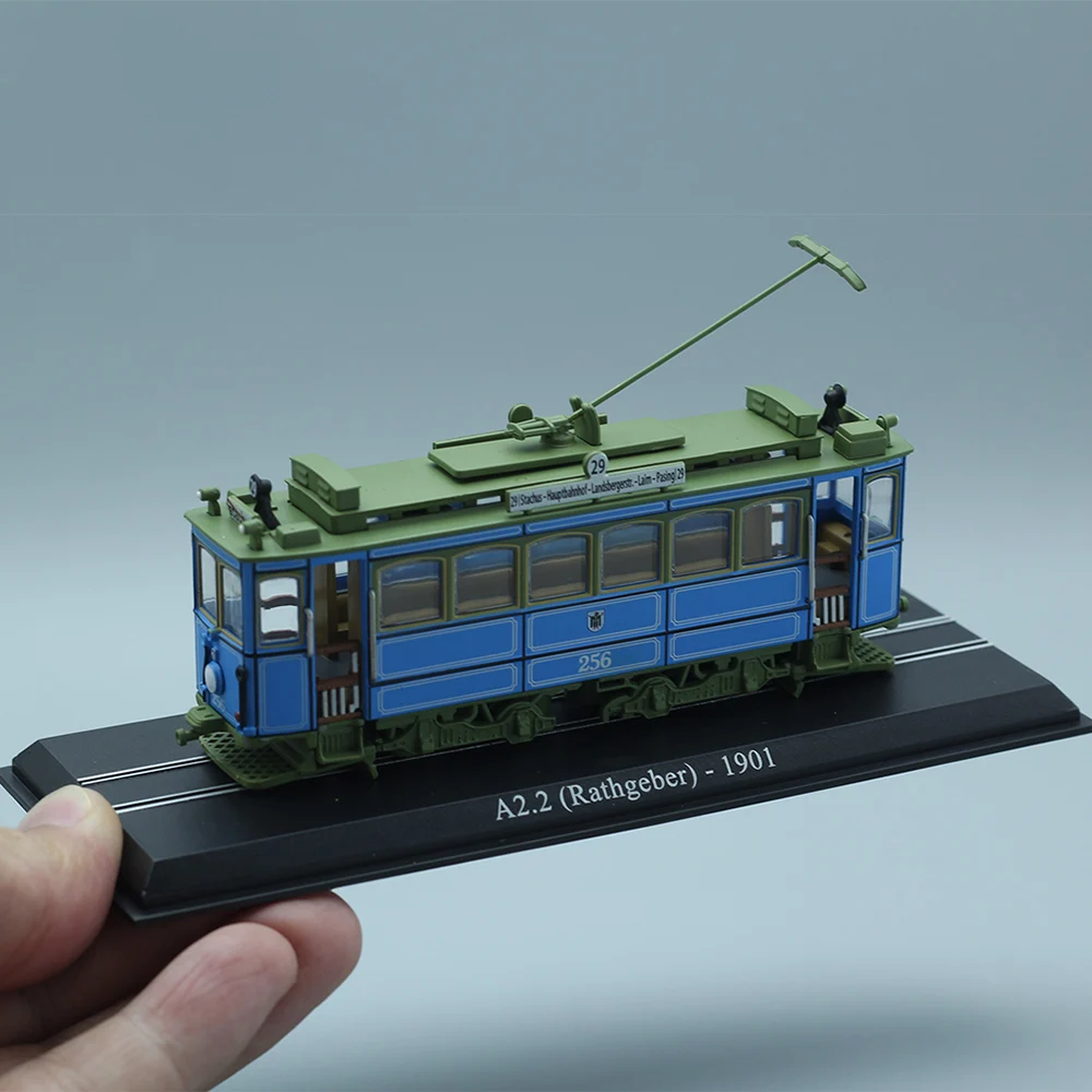 1:87 Scale Old-fashioned Retro Tram Static Resin Train Scene Model Collection Ornaments Souvenir Decoration Display