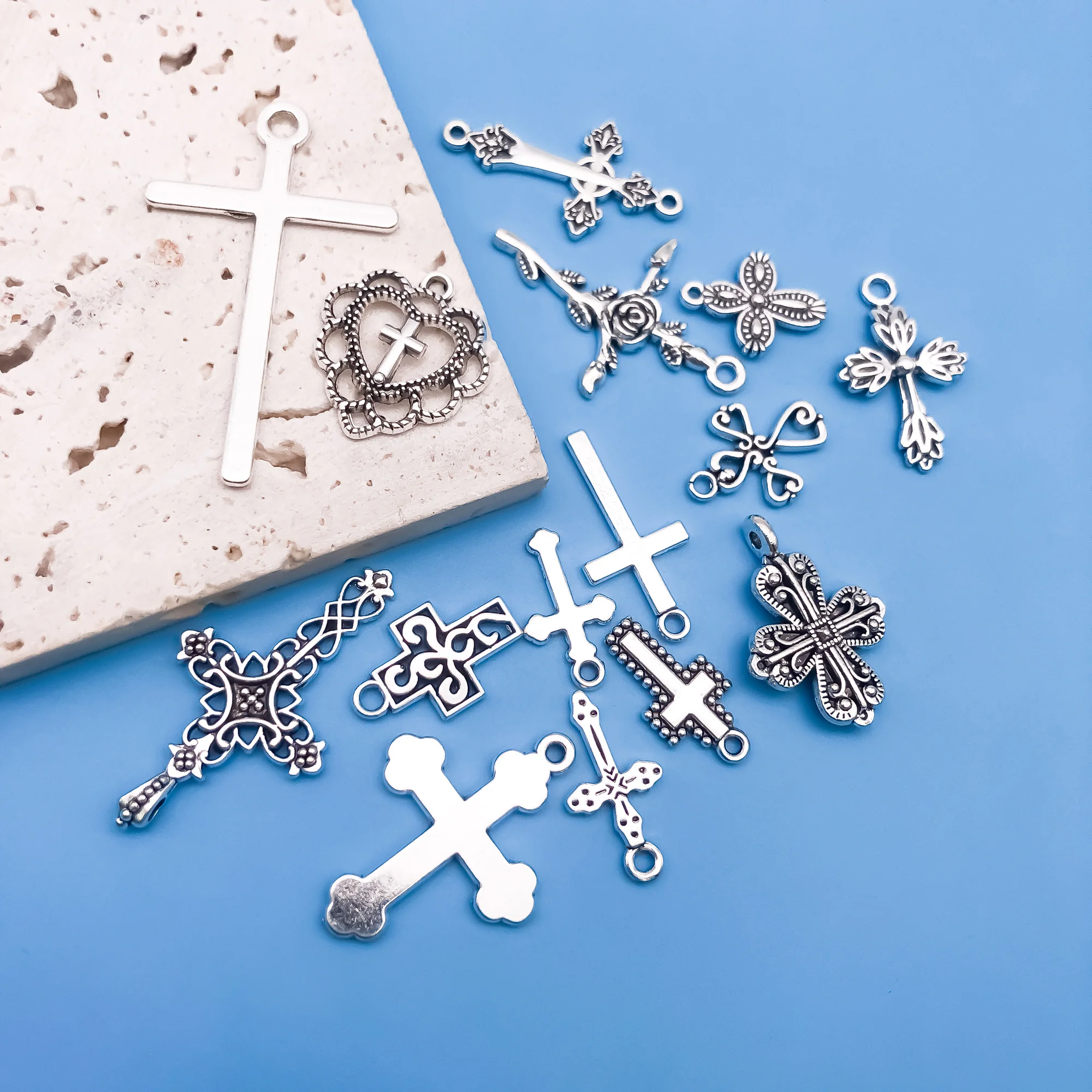 15pcs/SET Zinc Alloy Antique Silvery Cross Shape Charms Pendants for DIY Necklaces Bracelets Earrings Jewelry Making Handcrafted