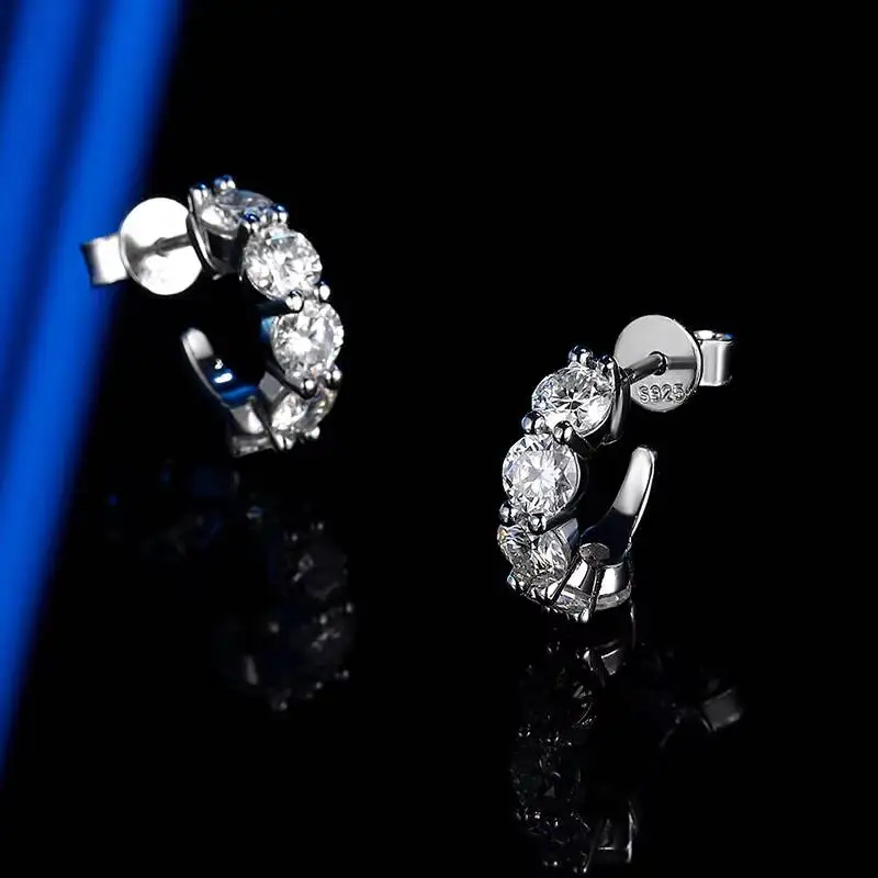 New S925 Silver Moissani Diamond Earrings with Super Sparkling Design, Simple and Exquisite High-end Earrings, Wedding Jewelry