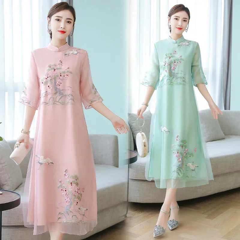 

Women Cheongsam Improved Dress Retro Elegant Embroidery Long Floral Party Dress Chinese Female High Quality Clothing CY229