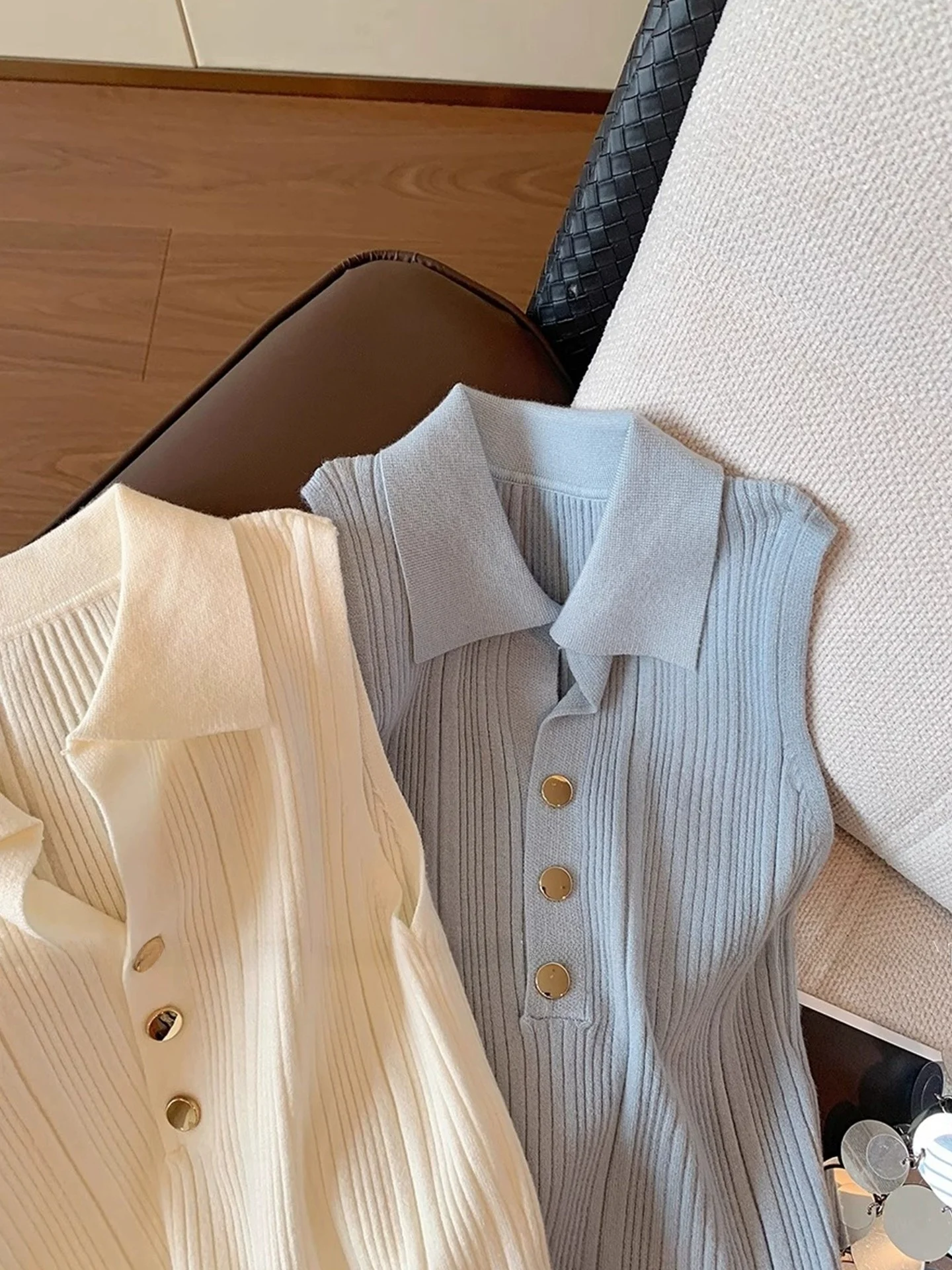 Chaleco de punto suave y cómodo para mujer, Top de Svel, Color puro, versátil, detalle de botones, para ir al trabajo, diseño de verano