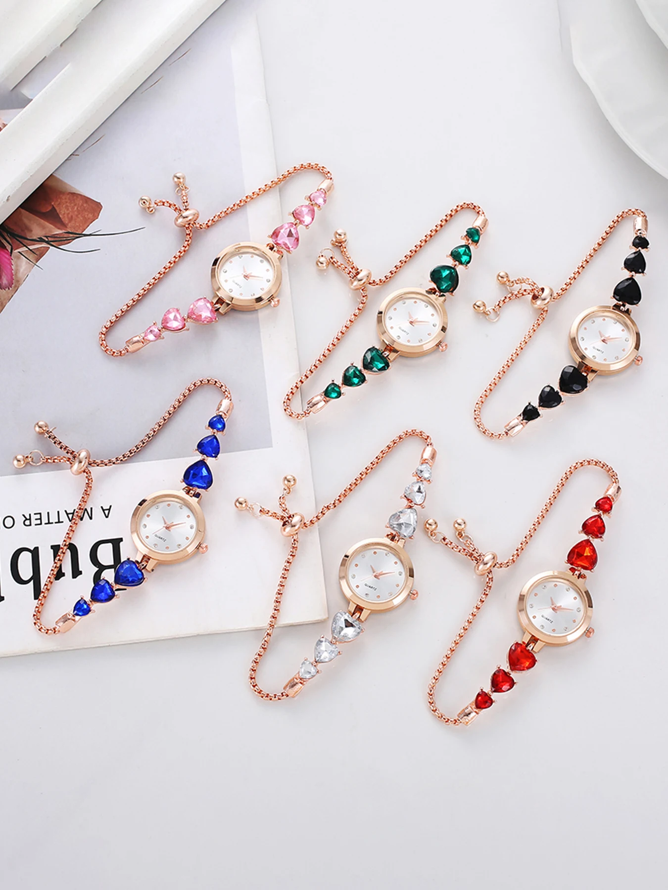 

Роскошные женские часы-браслет с кристаллами в форме сердца, регулируемая цепочка из розового золота, наручные часы с разноцветными драгоценными камнями, идеальный подарок для любимой.