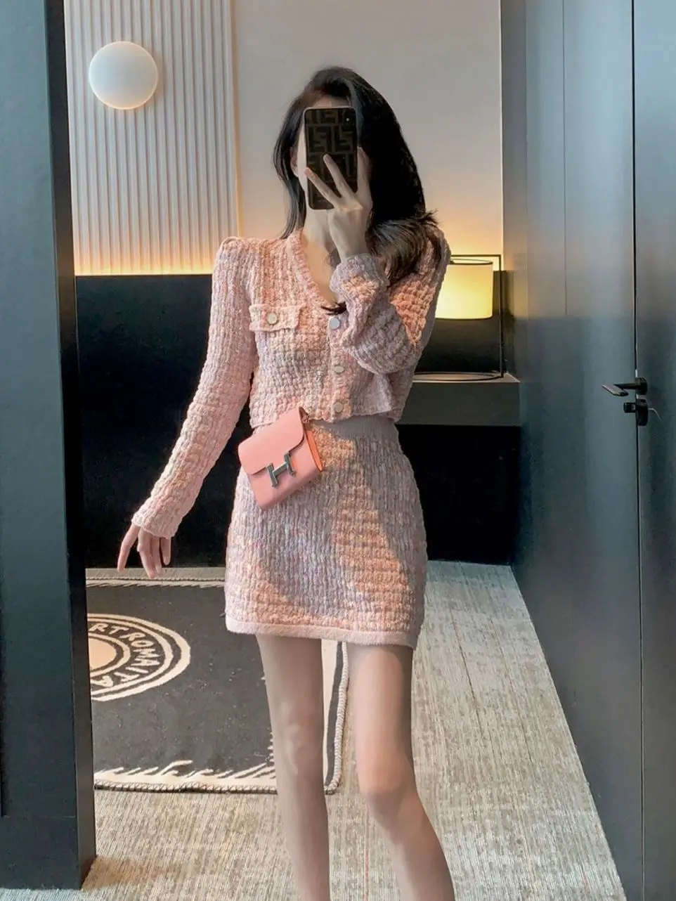 

Stylish Chic Style Knitted Suit for Women Autumn Winter Best Seller High-End Cardigan Sweet Slimming Skirt Two-Piece Set Trendy