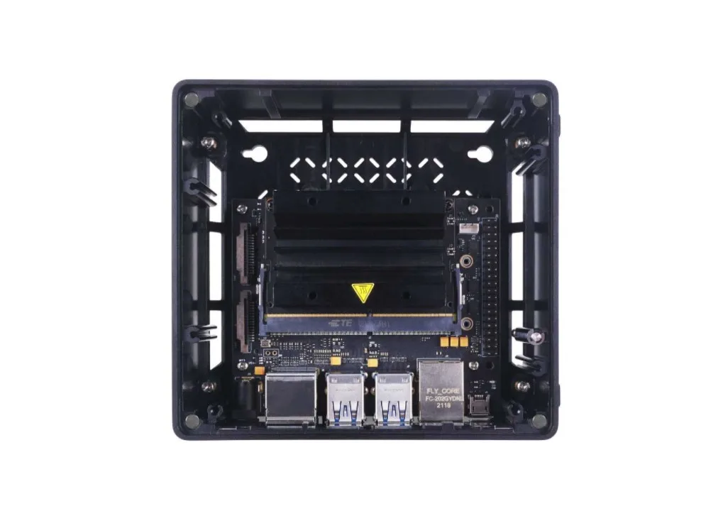 جهاز reComputer J1020- Edge AI مع وحدة Jetson Nano، وحافظة ألومنيوم، ونظام JetPack المثبت مسبقًا