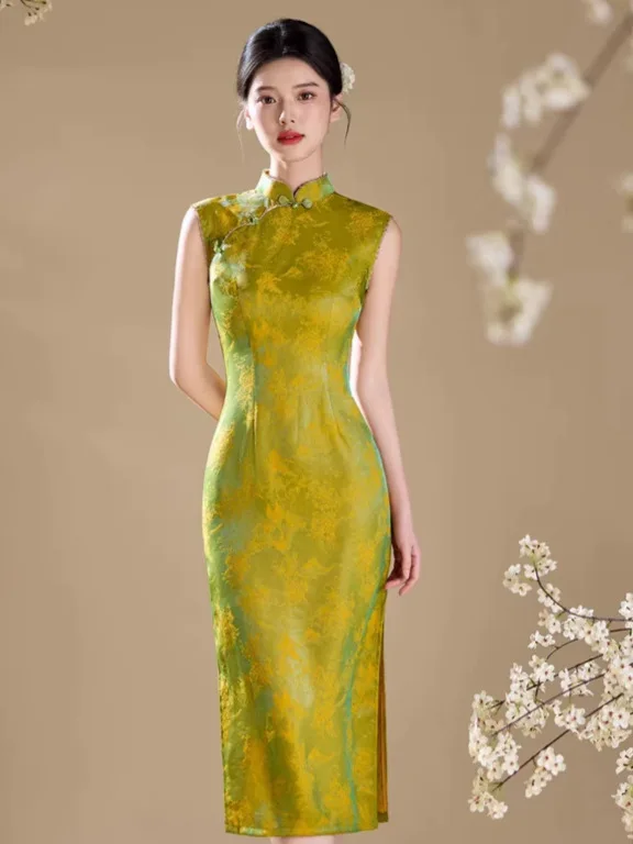 

2026 Spring/Summer New Qipao Jacquard Sleeveless Long Light Green Elegant Artistic Style Qipao Dress
