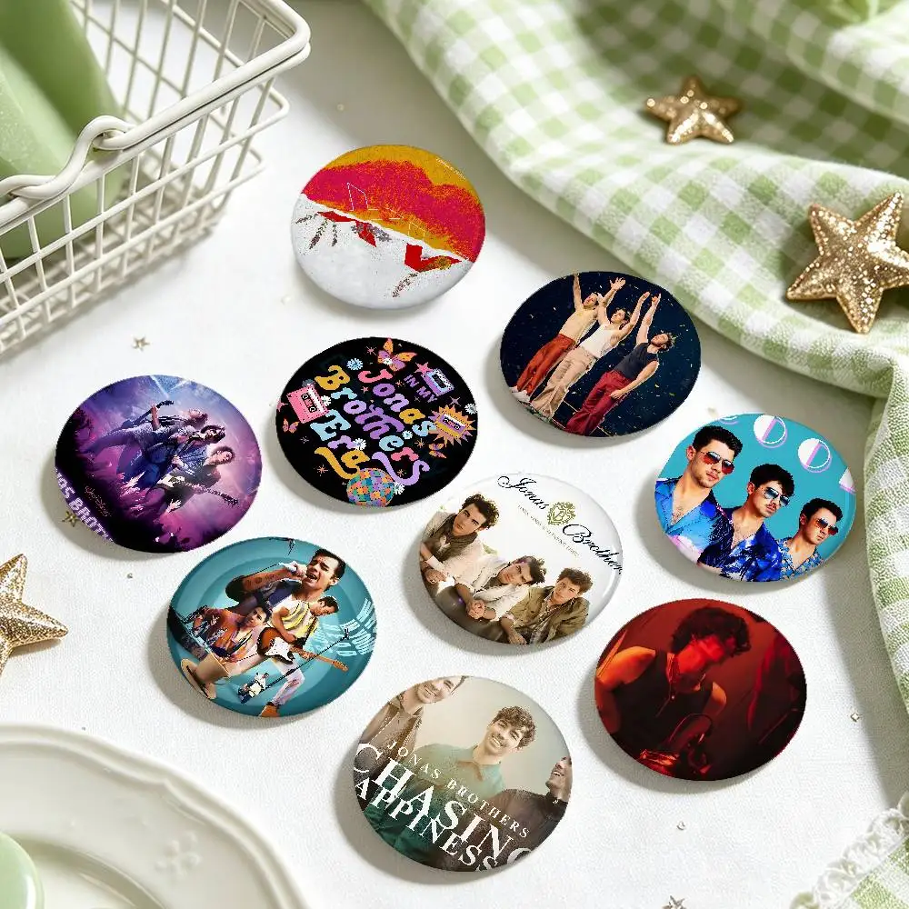Band J-JONAS B-BROTHERS Anime Round Laser Badge Cartoon Brooch Clothes Backpack Accessories Lapel