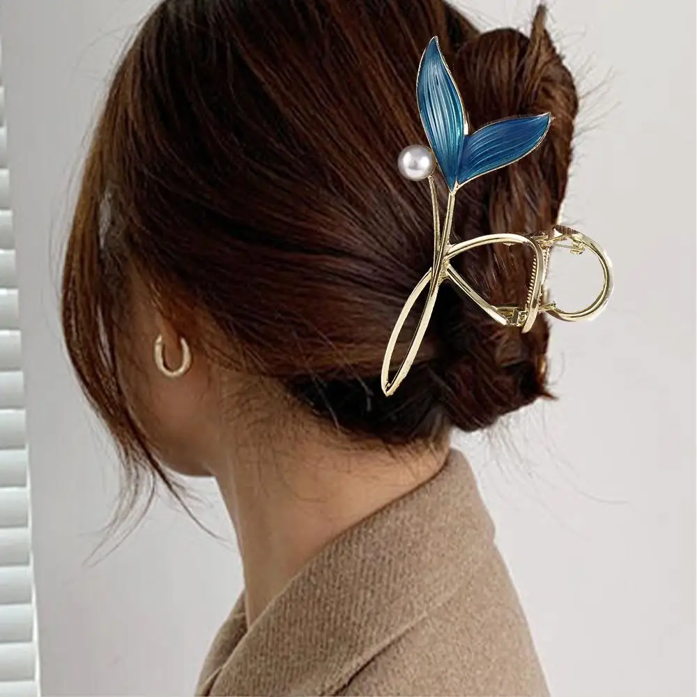 Clip Geometric Hair Claw Shark Clip Korean Style Grab Clip Blue Fishtail Hair Claw Female Hair Accessories Pearl  Hair Clip