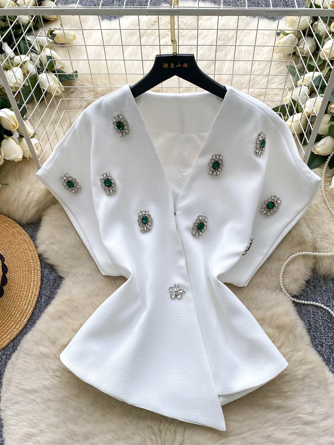 

Ele Diamond Embellied V-Ne ort Sve Женский зимний модный костюм-жилет с застежкой на талии High-End Sensation