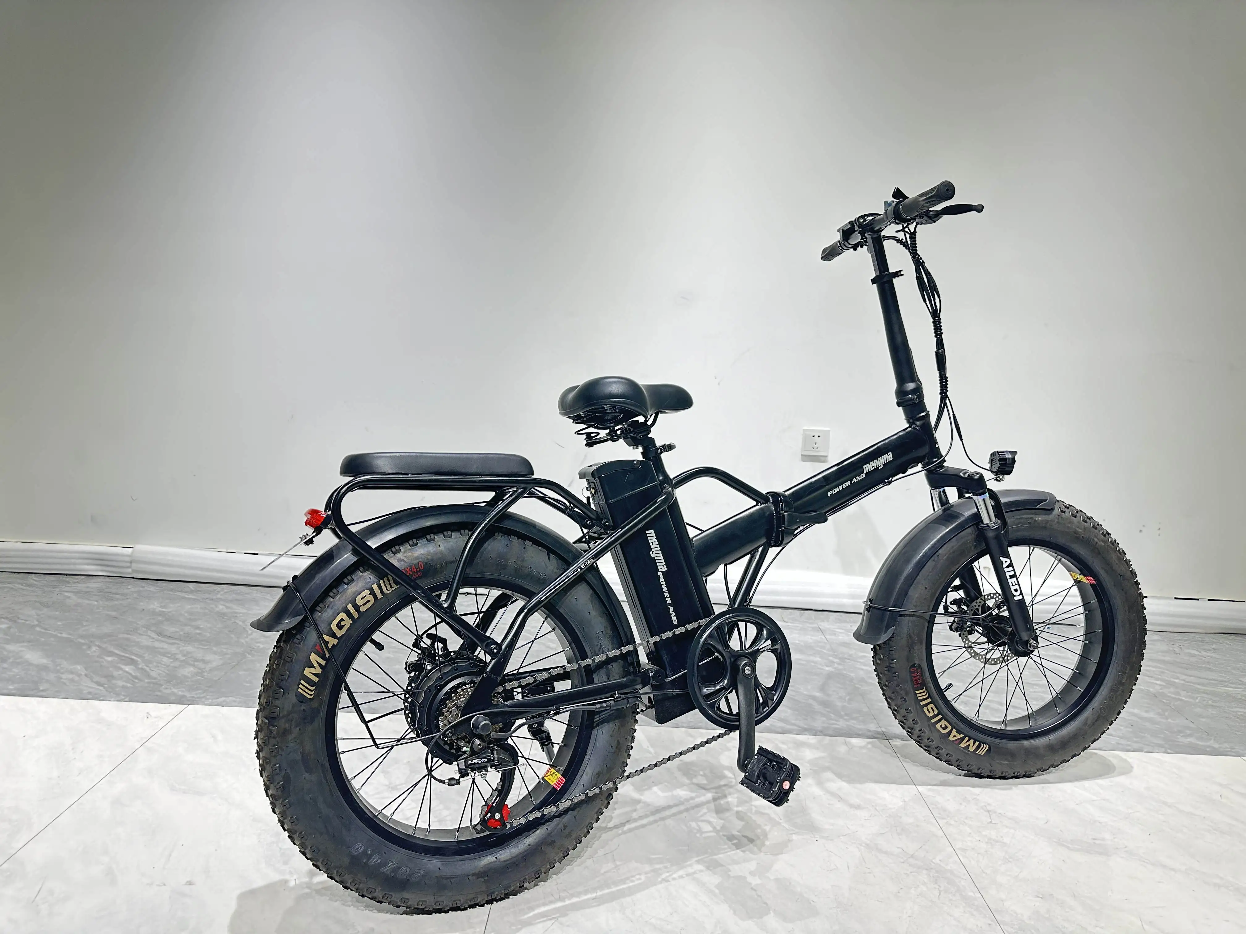 7-Speed Variable 350W Motor Electric Bicycle Powerful Front Rear Line Brake 12ah 7-Speed L20 Electric Motorcycle Exclude Battery