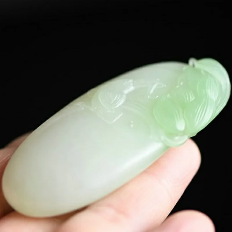 Xuanmei Jade Qinghai Green Lotus Hand Handle Jade Pendant