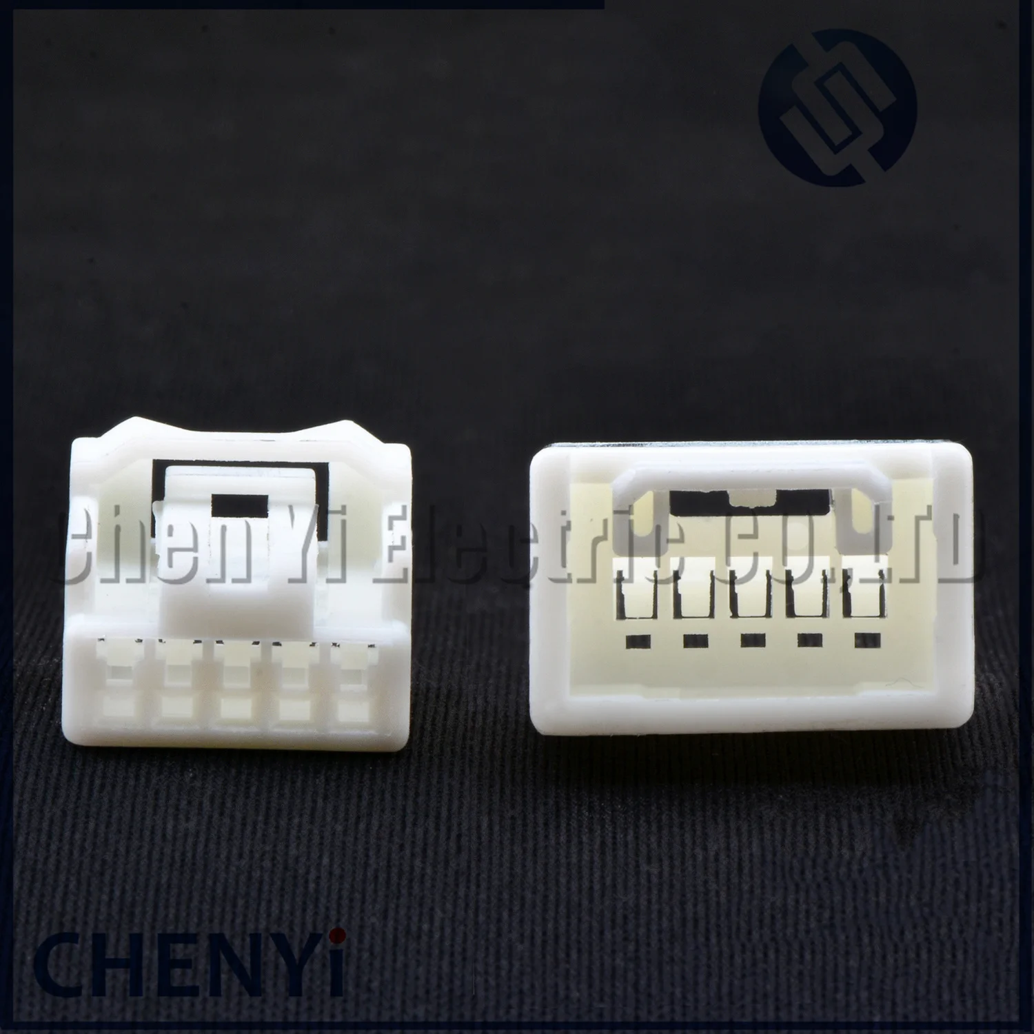 5 Pin Auto connector DVD multi-media Navigation receiver plug 7282-5830 PD081-05017 FF1376360-1 7283-5830 6098-3013 90980-11909