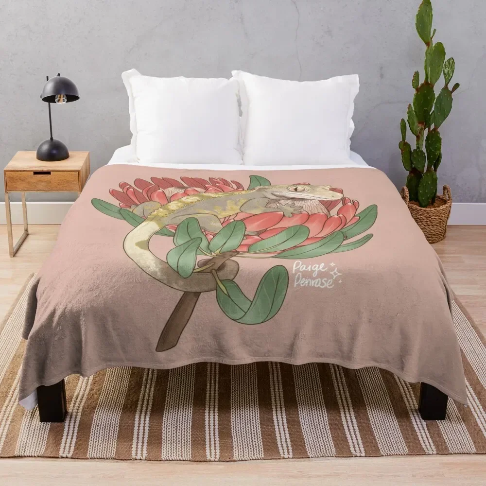 Crested Gecko with Protea Flower Throw Blanket Blankets For Baby Stuffeds Heavy Blankets