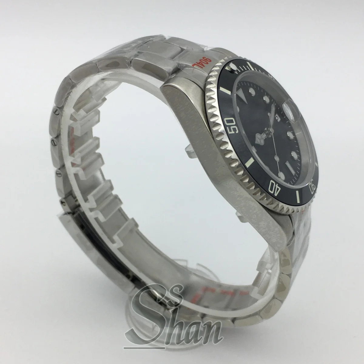 40mm ブラックとブルーのメンズ自動機械式ダイビングウォッチ NH35A PT5000 サファイアガラス ブルーグリーン照明付きダイヤルとベゼル