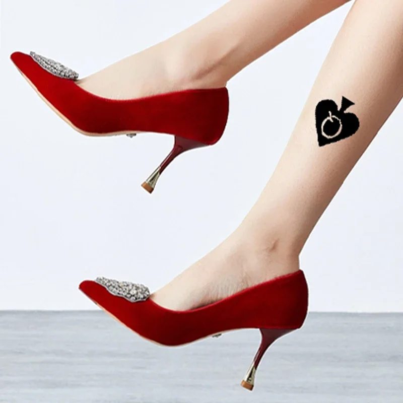 Spades tattoo: Queen wears green hat, temporary tattoo: Hot wife wears green hat, temporary tattoo for adults. - view 2