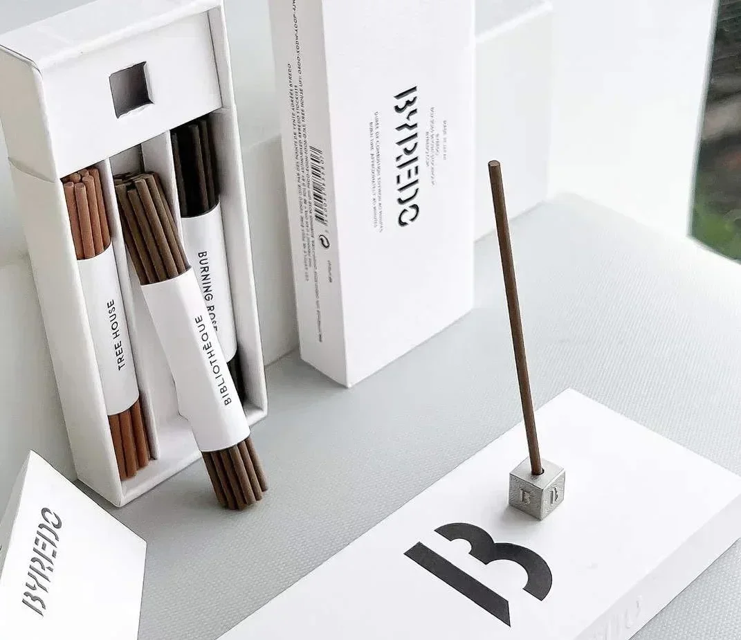 60 Räucherstäbchen Drei Duftarten Geschenkset Baumhaus Brennende Rose Luxus Raumduft Luftreinigende Räucherstäbchen für Zuhause – Detail 8